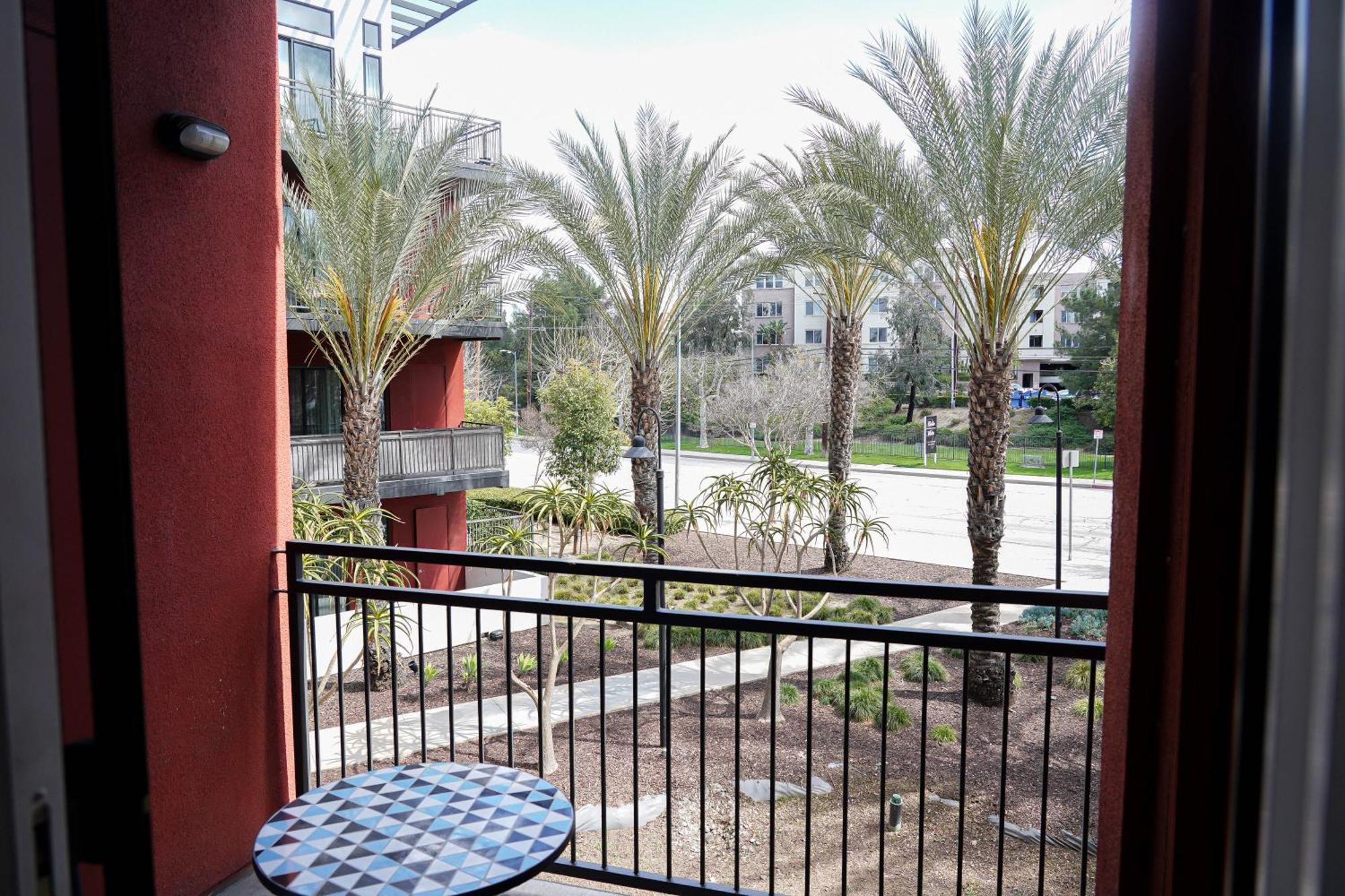 Lux 2 Bedroom In Woodland Hills Los Ángeles Exterior foto